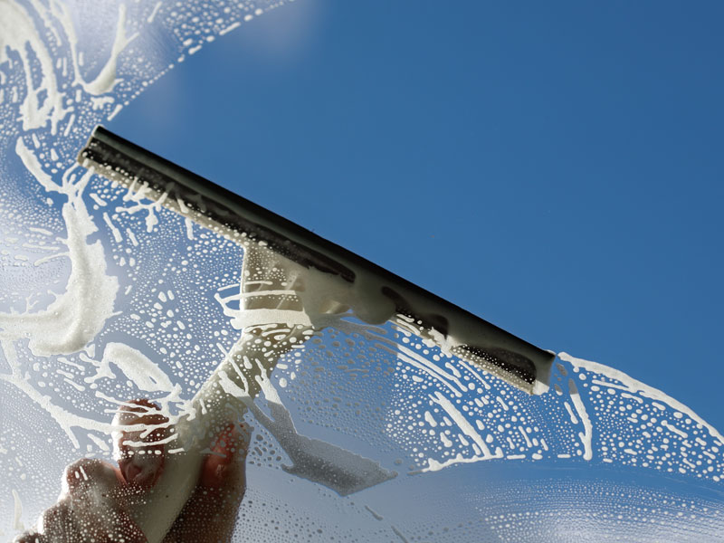 Glas- & Rahmenreinigung